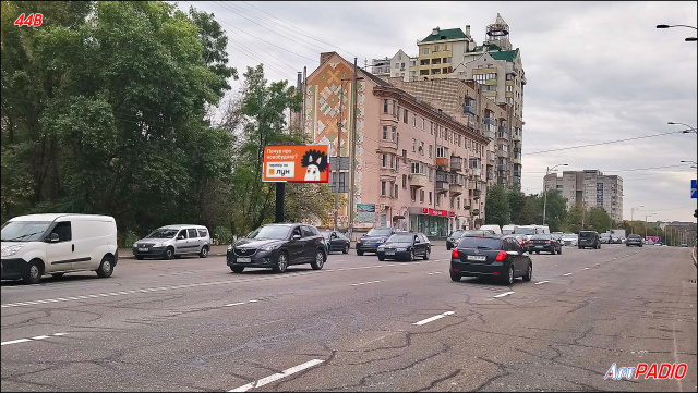 Призма 6x3,  Голосіївський проспект, 19, до Голосіївської пл., із центру