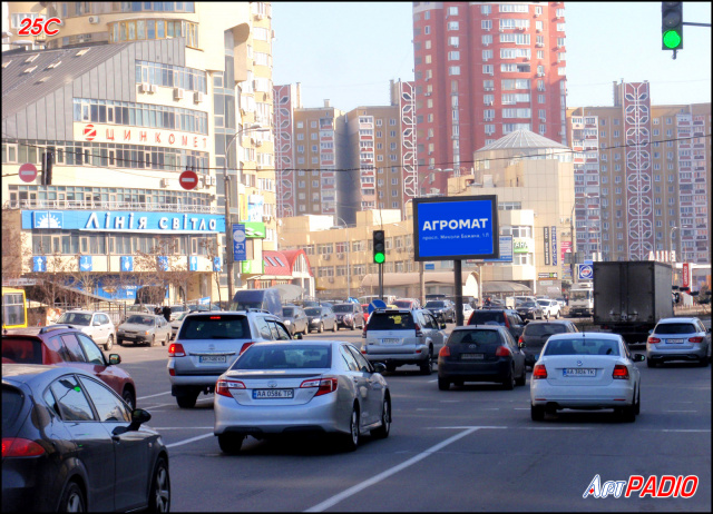 Цифрова панель 3.2x2.24,  Дніпровська наб., ТРЦ "River Mall", розподілювач, до пр. Бажана